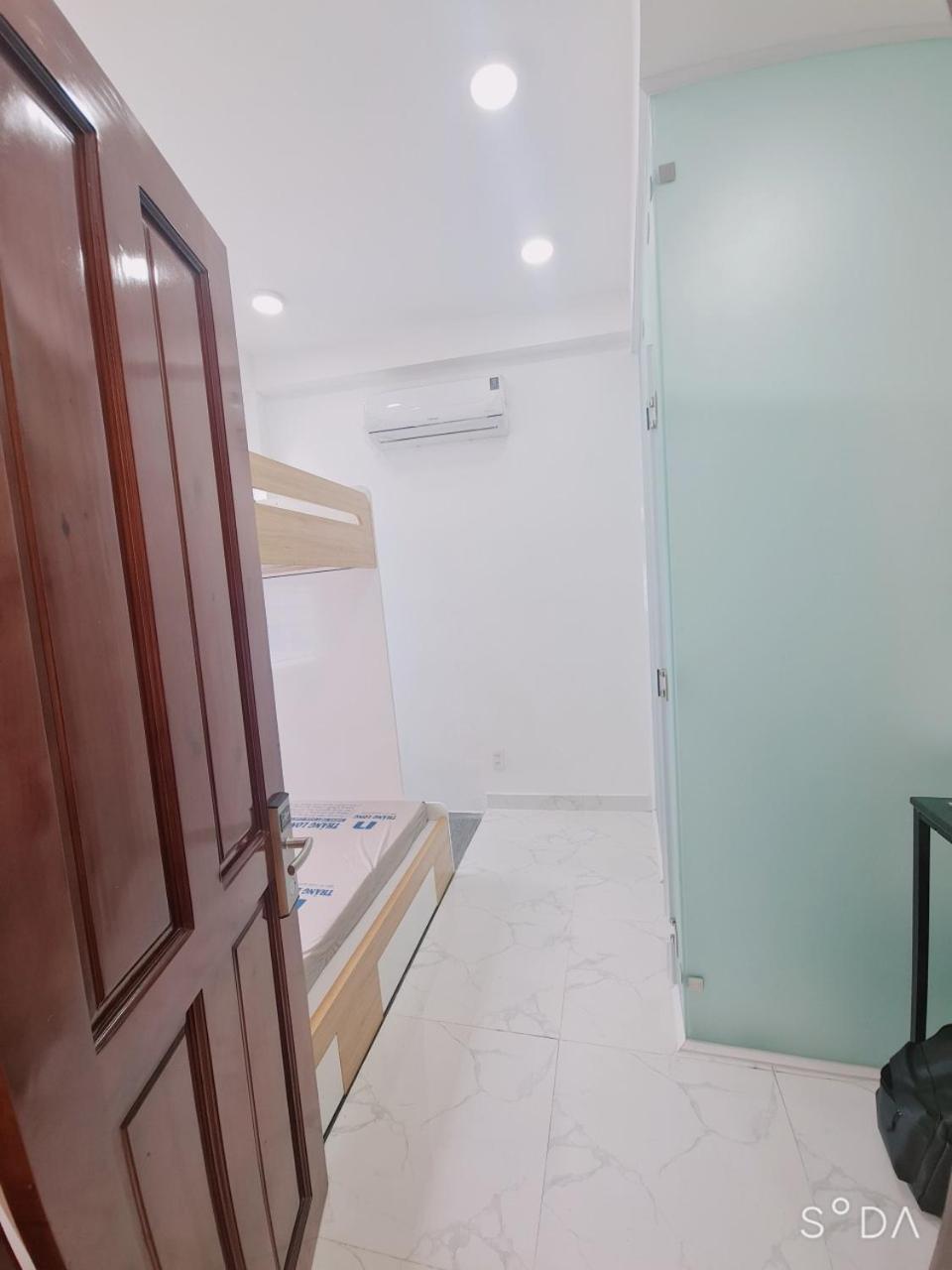 The Hogwarts Vietnam Hotell Ho Chi Minh-staden Exteriör bild